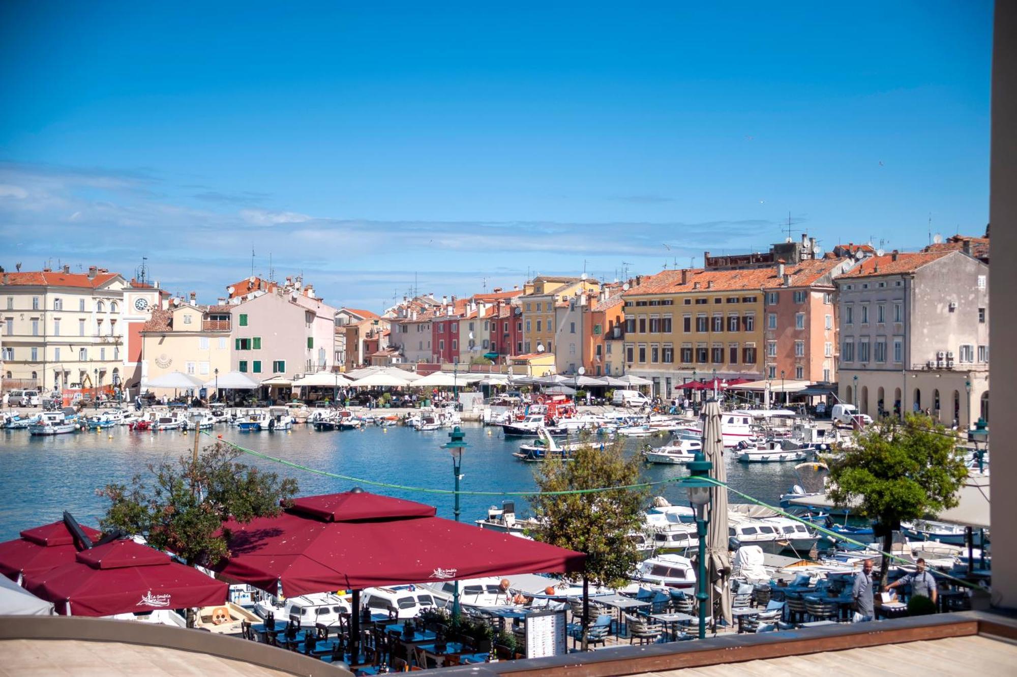 Riva Blu Sea View Apartment Rovinj Exterior photo